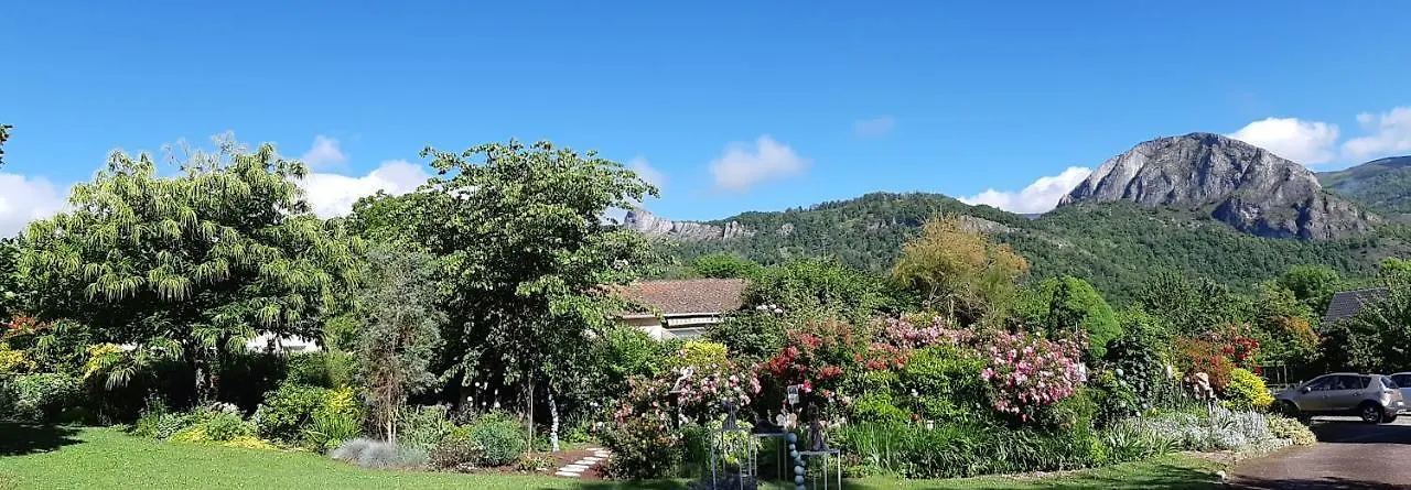 Holiday home Gite Lotus Du Clos Des Pradals Climatise Tarascon-sur-Ariege